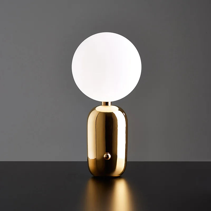 Nordic Design Modern Creative Bedroom Bedside Ball golden Table Lamp Simple Fashion Study Room Glass Desk Lamp for living room