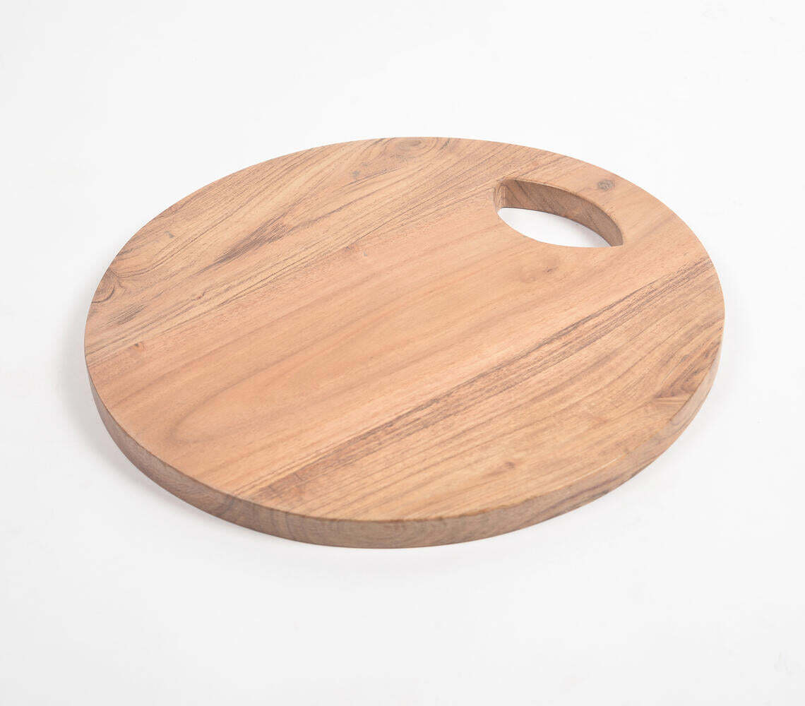 Sleek Round Natural Wooden Chopping Board