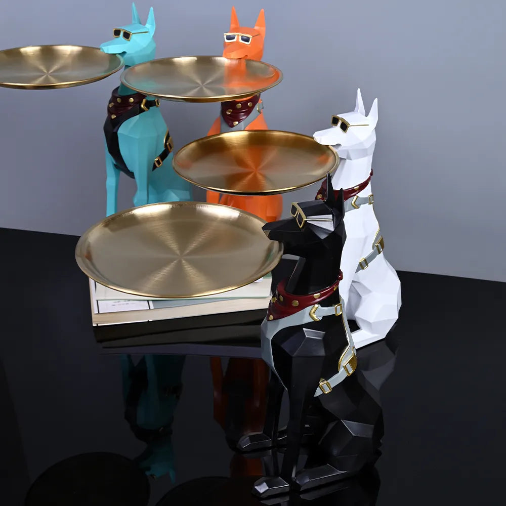 Resin Art Dog Statue Butler with Tray for Keys Jewelry Holder Doberman Pinscher Sculptures Living Room Decoration Table Ornament