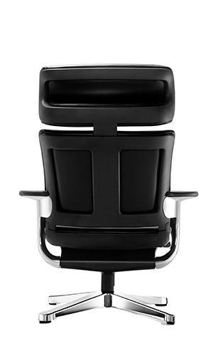 32.5" x 32.3" x 40.75" Black Leather  Chair