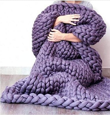 Ins Nordic Fashion Hand Chunky Knitted Wool-like Polyester Bulky Winter Soft Warm Knitted Blankets 100% Acrylic Throw Mats Decor